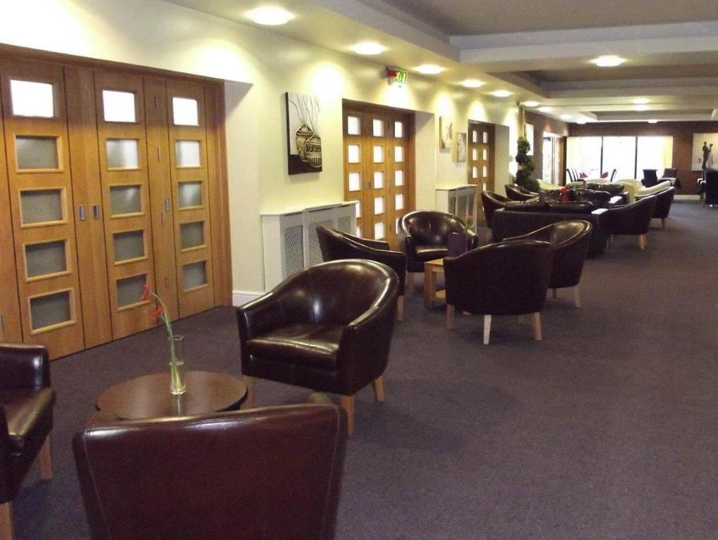 Calderfields Golf & Country Club Hotel วอลซอลล์ ภายนอก รูปภาพ